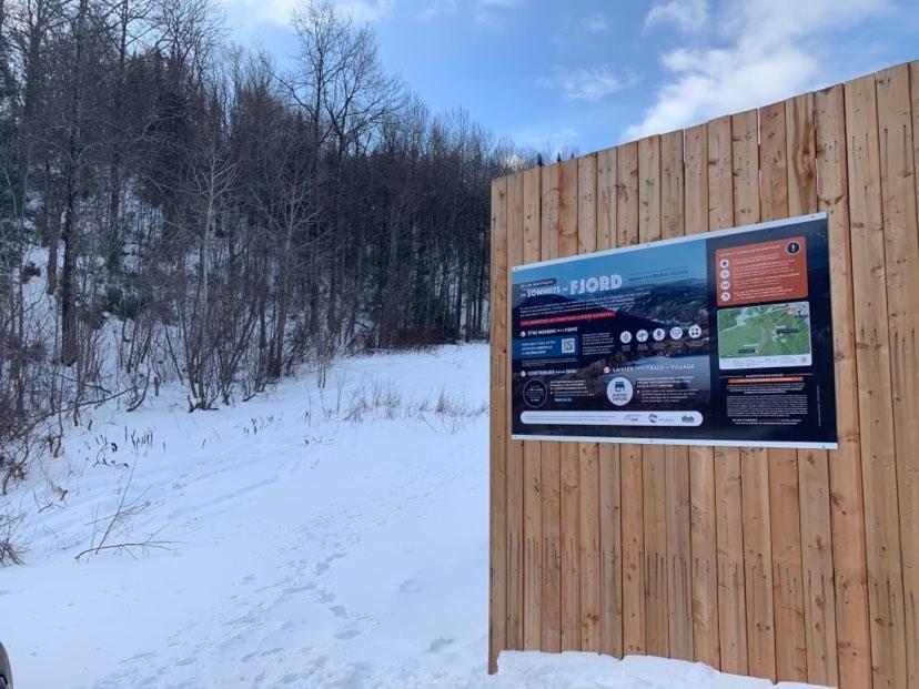 La Cabane Chez Jimmy Petit-Saguenay Экстерьер фото
